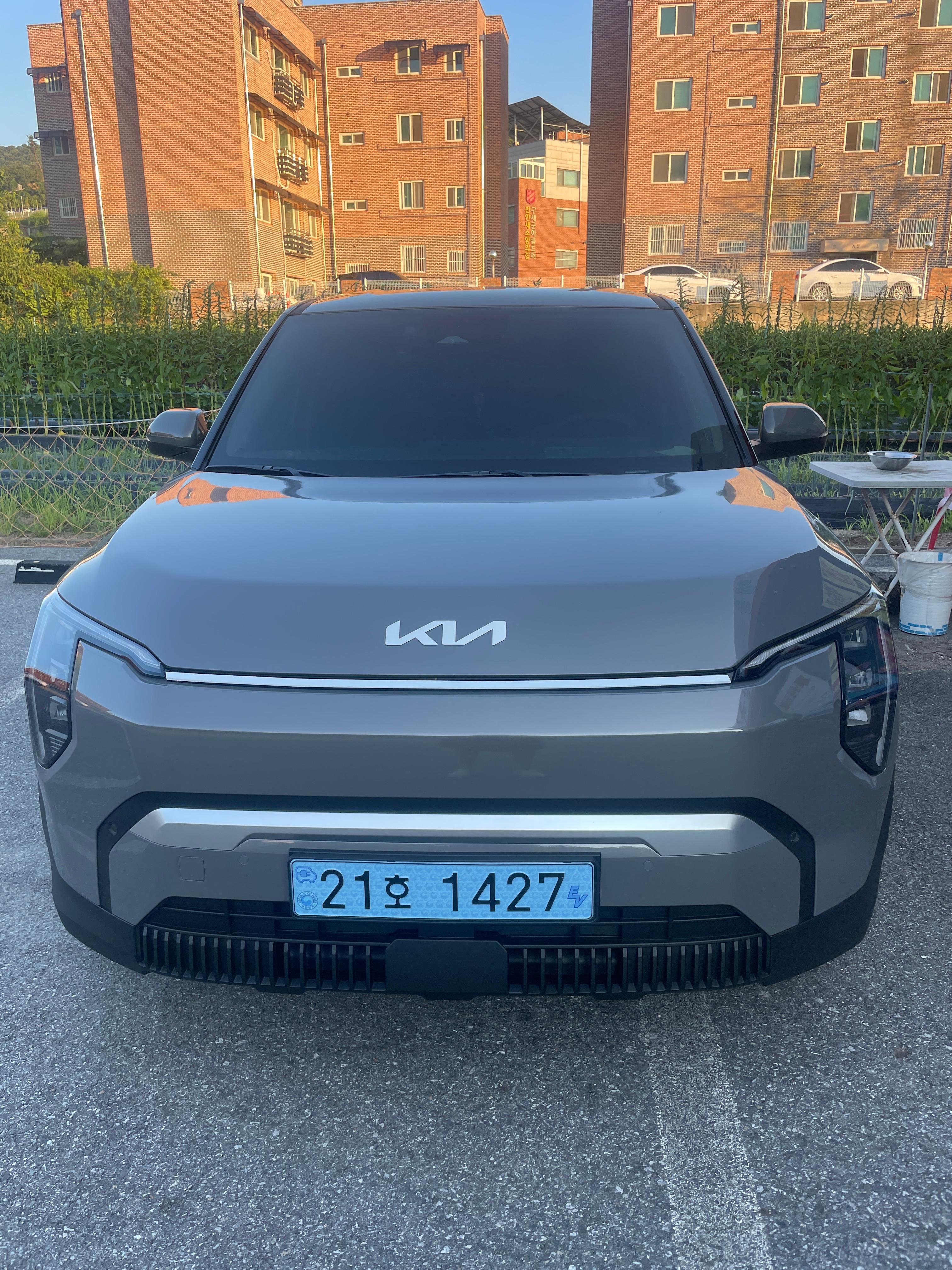 기아 EV3 출고후기 전면 사진