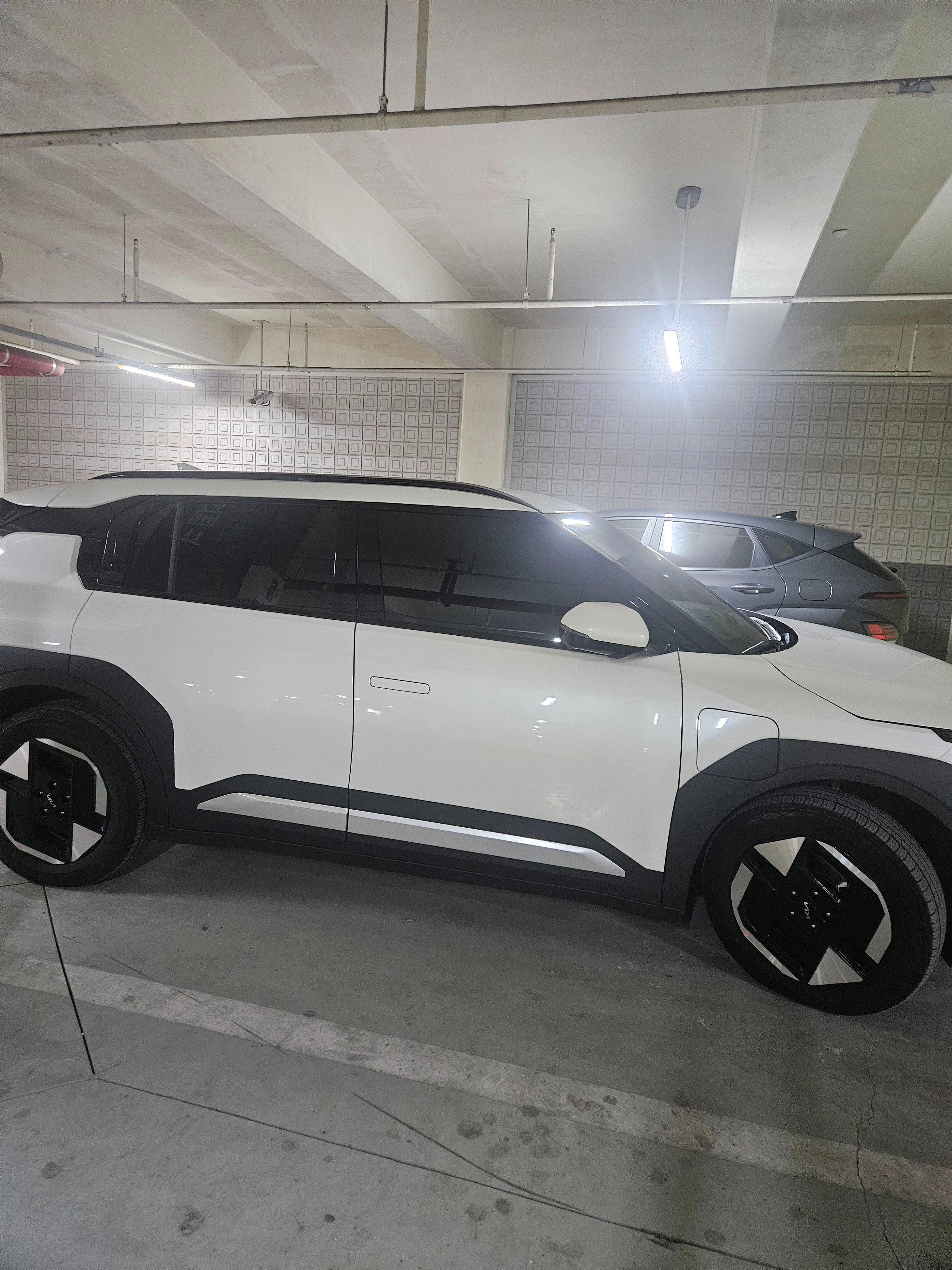 기아 EV3 출고후기 옆면 사진