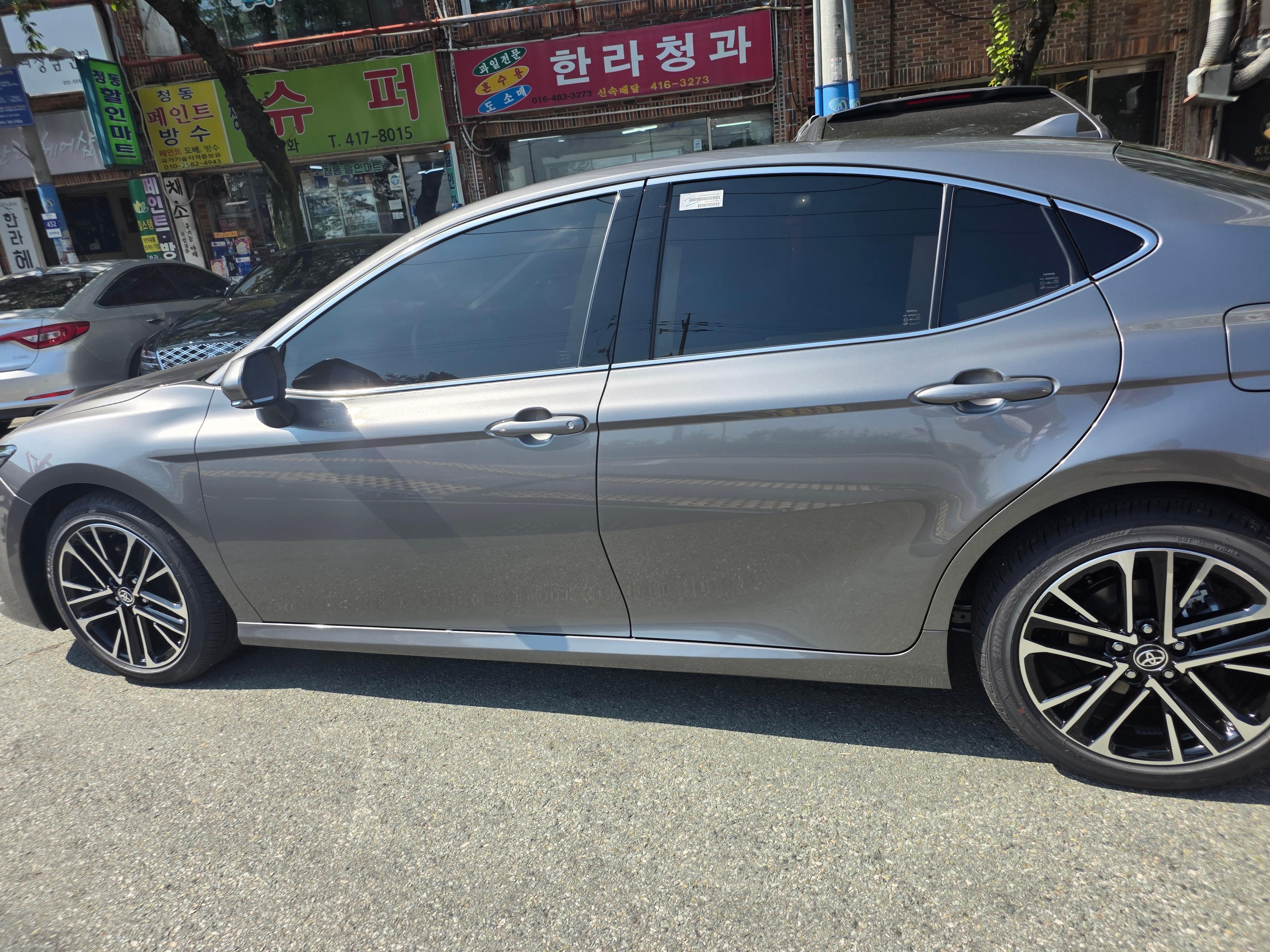 토요타 Camry 출고후기 옆면 사진