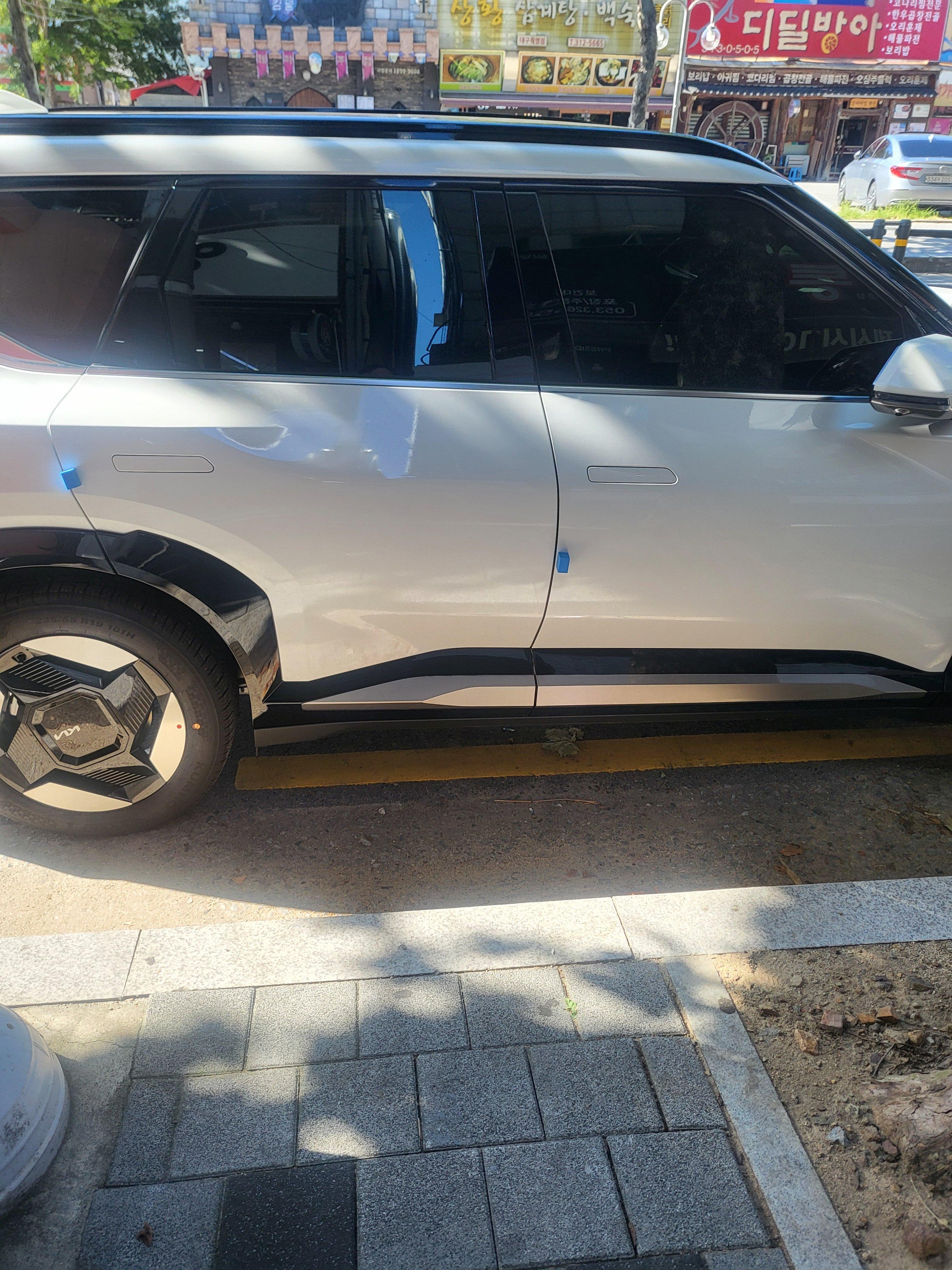 기아 EV5 출고후기 옆면 사진