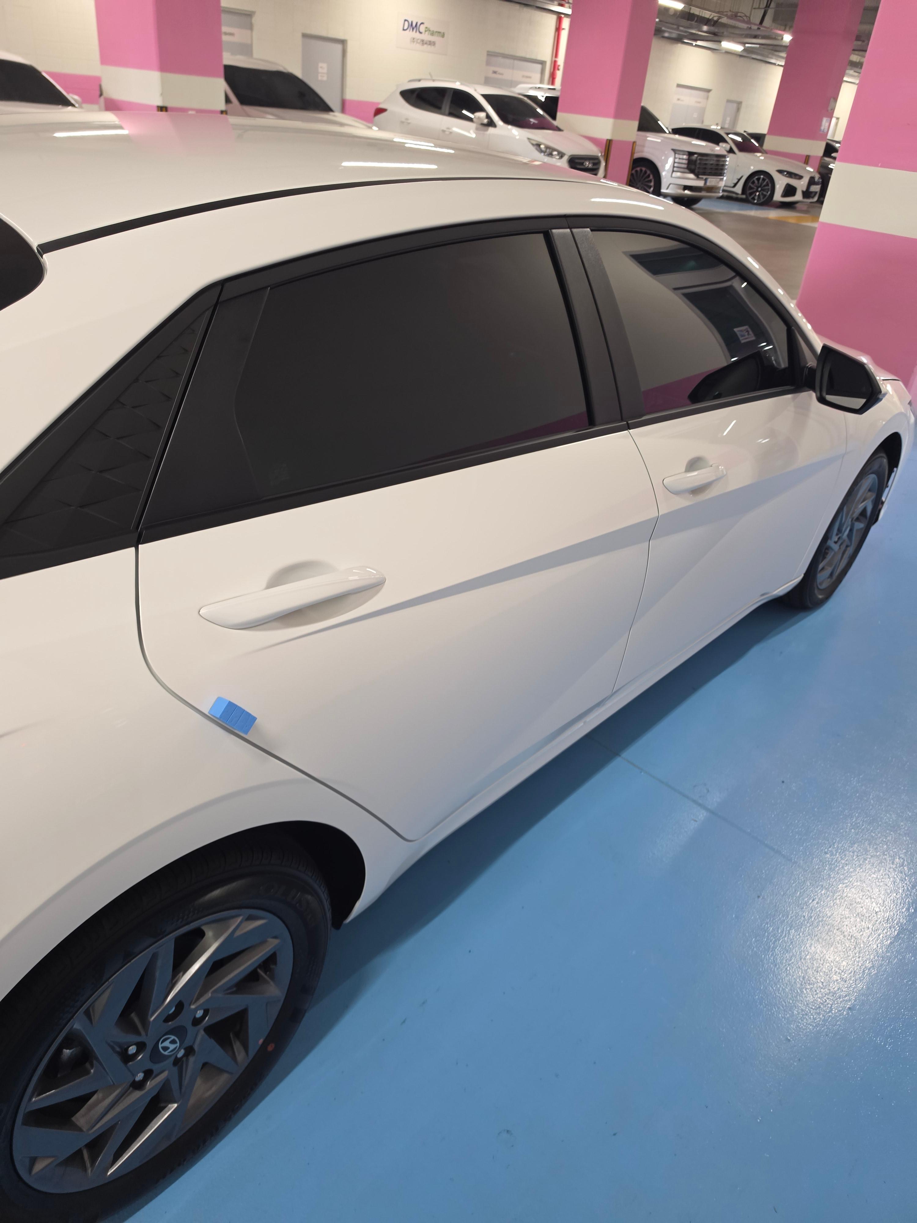 현대 아반떼 출고후기 옆면 사진